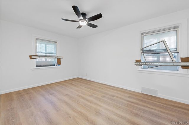 16560 Oakfield Street, Detroit, MI 48235