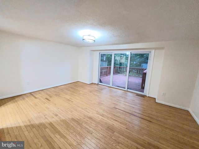 5449 ENDICOTT LN, Columbia, MD 21044