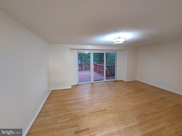 5449 ENDICOTT LN, Columbia, MD 21044