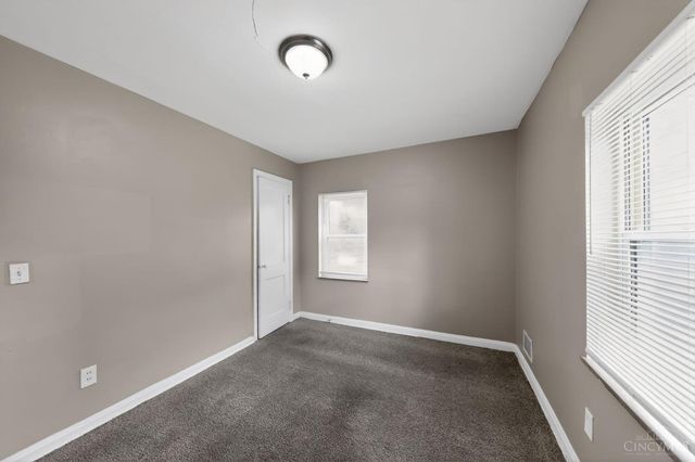 2032 Dallas Avenue, Cincinnati, OH 45239