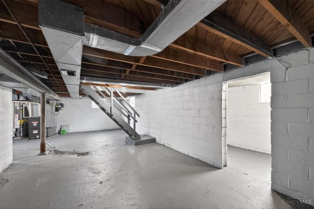 2032 Dallas Avenue, Cincinnati, OH 45239