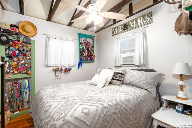 8417 - B State Highway 16 N, Bandera, TX 78003