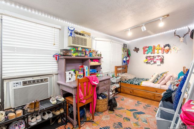 8417 - B State Highway 16 N, Bandera, TX 78003