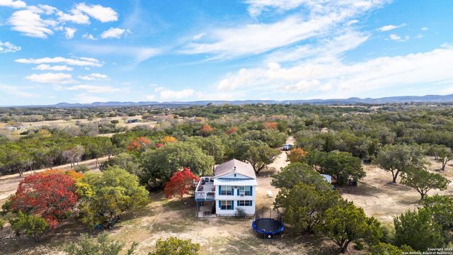 8417 - B State Highway 16 N, Bandera, TX 78003