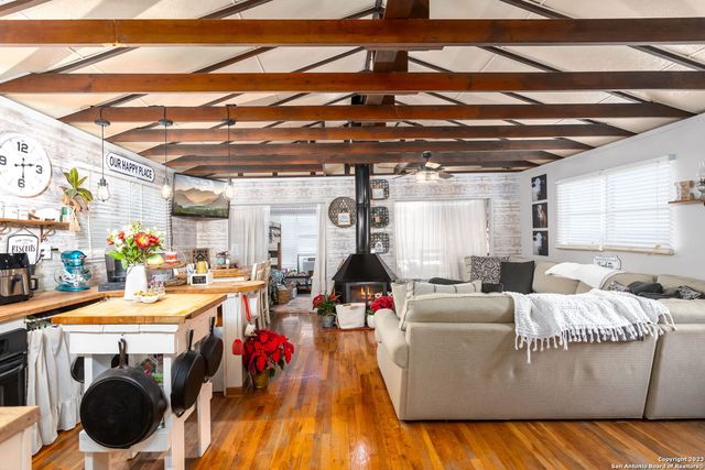 8417 - B State Highway 16 N, Bandera, TX 78003