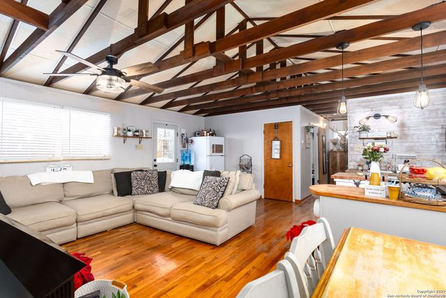 8417 - B State Highway 16 N, Bandera, TX 78003