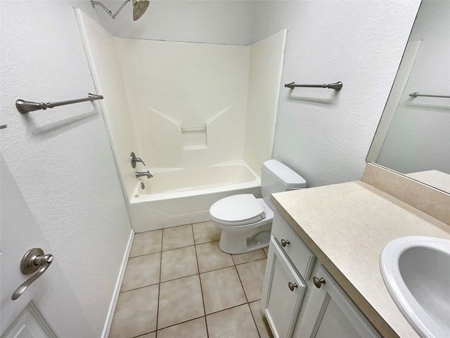 217 Dean Court, Granbury, TX 76049
