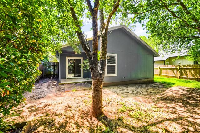 9616 Holly Springs DR, Austin, TX 78748