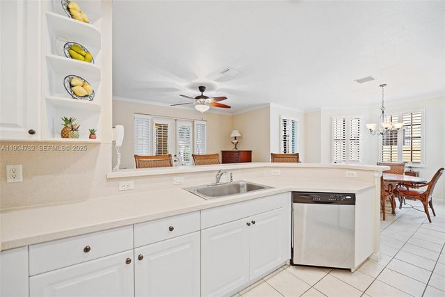 1634 Passion Vine Circle 312, Weston, FL 33326