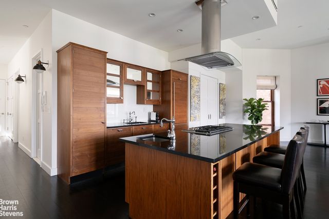 173 MAC DOUGAL Street PHW, New York City, NY 10011