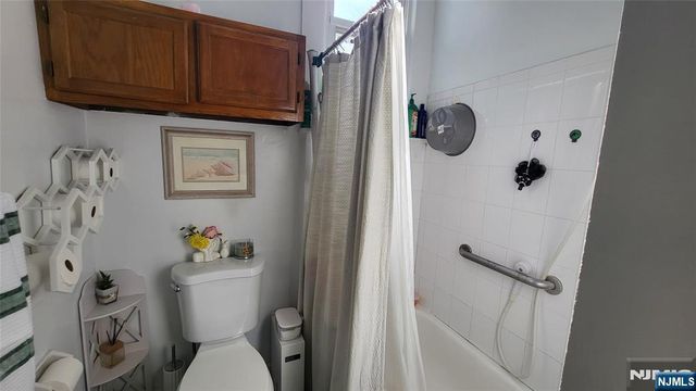 1506 Summit Avenue, Union City, NJ 07087