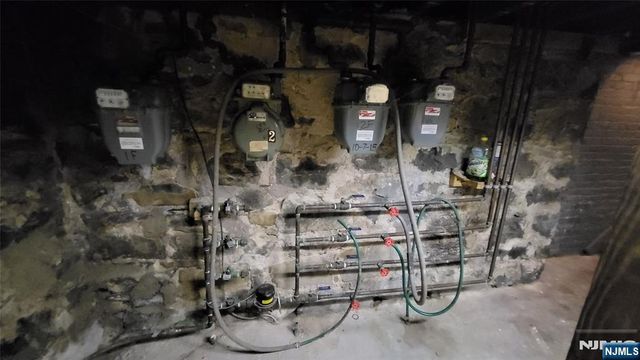 1506 Summit Avenue, Union City, NJ 07087