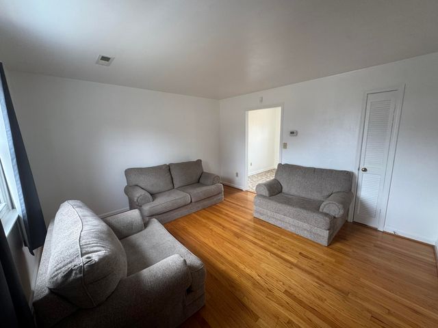 137 Princeton CIR, Roanoke, VA 24012