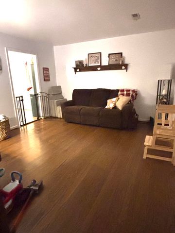 137 Princeton CIR, Roanoke, VA 24012