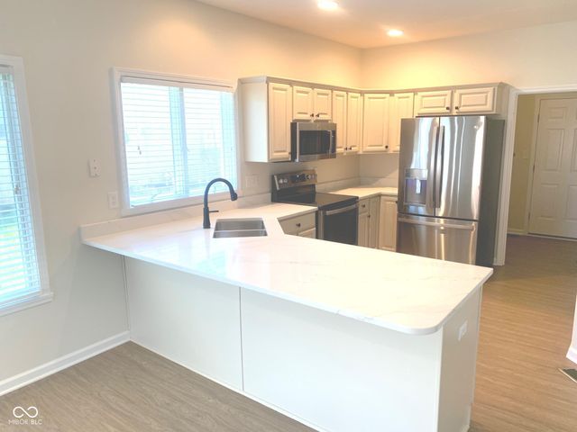 1370 Heron Ridge Boulevard, Greenwood, IN 46143