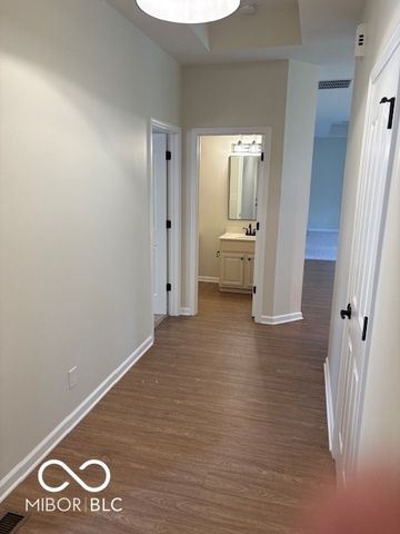 1370 Heron Ridge Boulevard, Greenwood, IN 46143