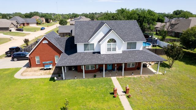 902 Springfield, Durant, OK 74701