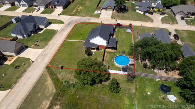 902 Springfield, Durant, OK 74701