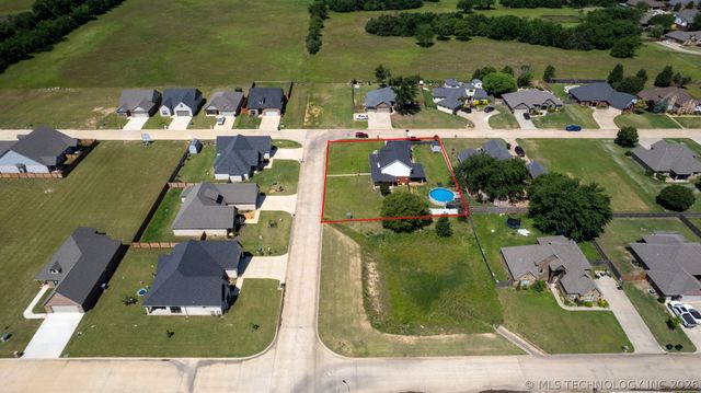 902 Springfield, Durant, OK 74701