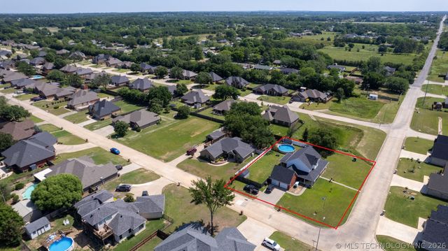902 Springfield, Durant, OK 74701