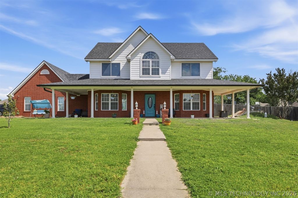 902 Springfield, Durant, OK 74701