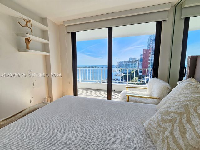 200 SE 15th Rd 17K, Miami, FL 33129