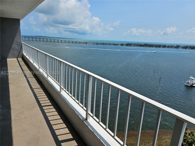 200 SE 15th Rd 17K, Miami, FL 33129
