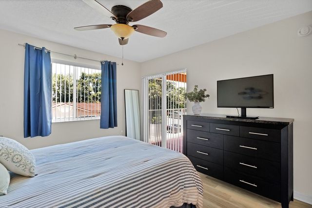 1590 S 42nd Circle 207, Vero Beach, FL 32967