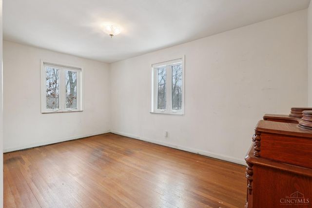 2806 Losantiridge, Columbia Twp, OH 45213