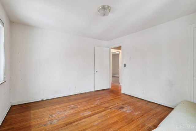 2806 Losantiridge, Columbia Twp, OH 45213