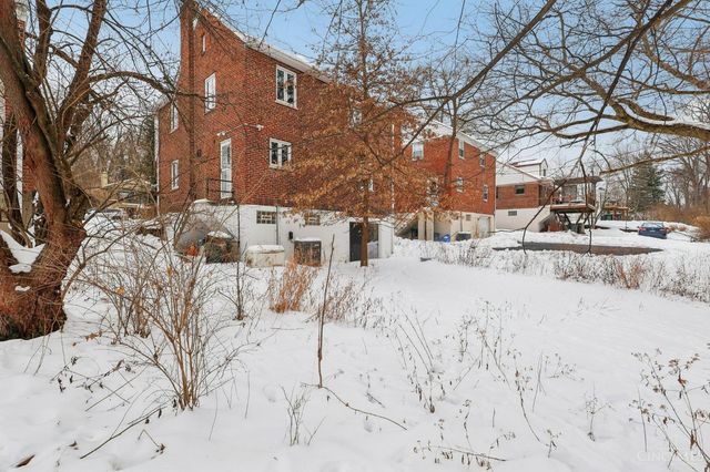 2806 Losantiridge, Columbia Twp, OH 45213