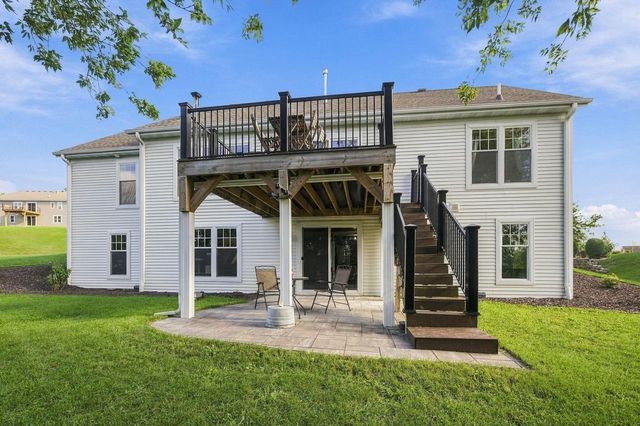 200 Stonefield DRIVE, Johnson Creek, WI 53038