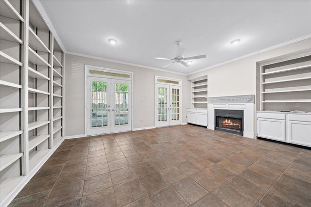 2284 EDGEWOOD CV # 2284, Memphis, TN 38104