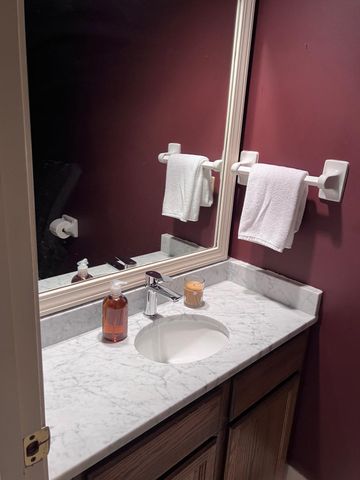 2284 EDGEWOOD CV # 2284, Memphis, TN 38104