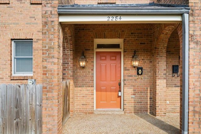 2284 EDGEWOOD CV # 2284, Memphis, TN 38104