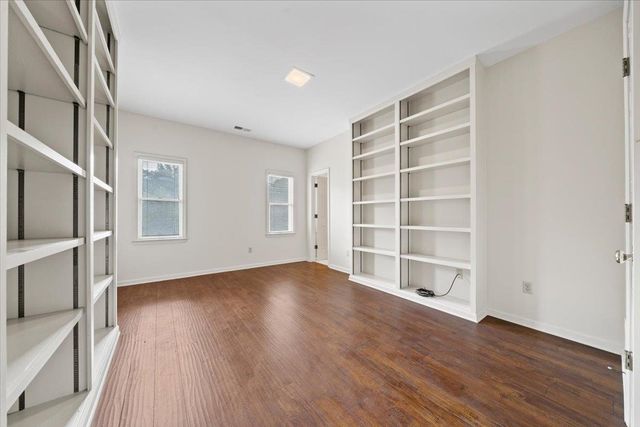 2284 EDGEWOOD CV # 2284, Memphis, TN 38104