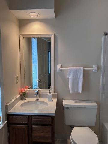 2284 EDGEWOOD CV # 2284, Memphis, TN 38104