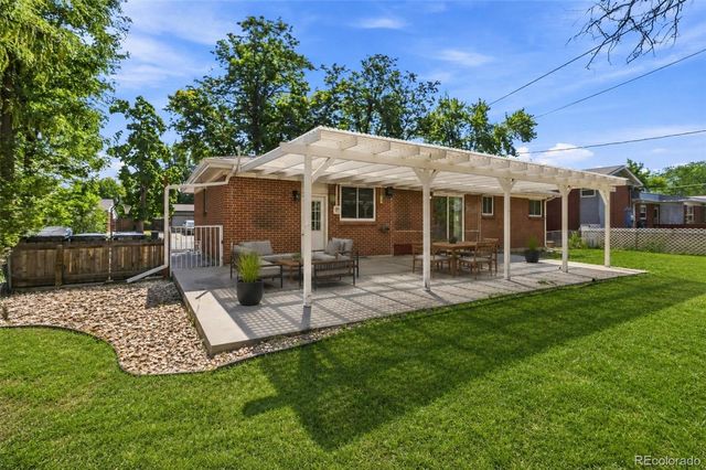 6085 Parfet Street, Arvada, CO 80004