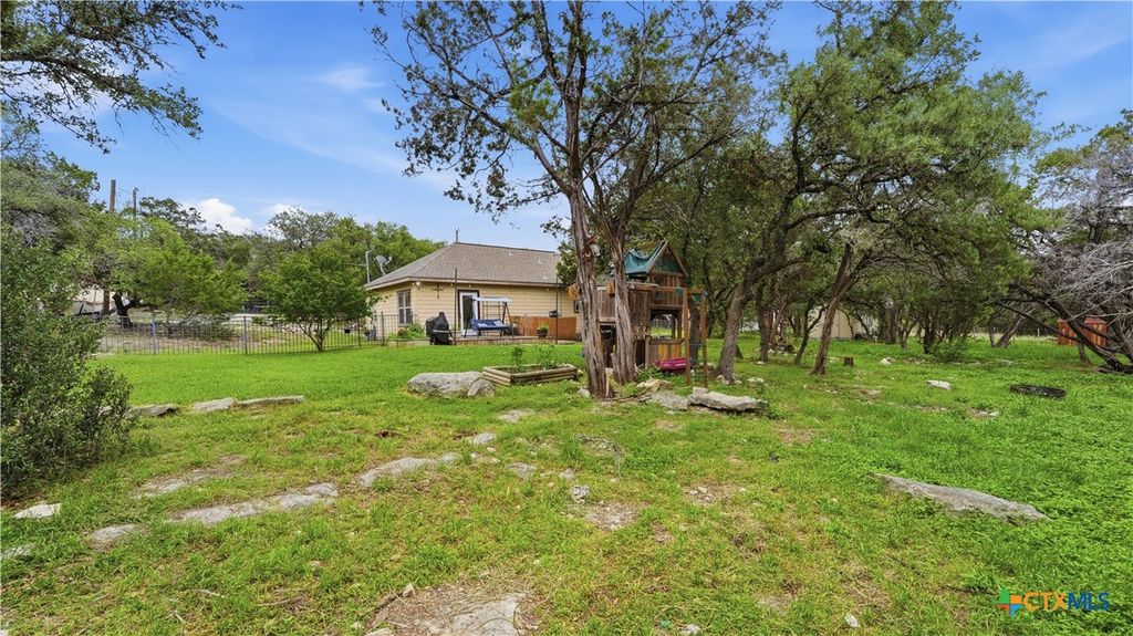 Image 26 of property listing at 2216 Hornsby, Spring Branch, TX 78070