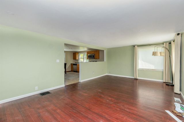 2910 N Smith Pike, Bloomington, IN 47404