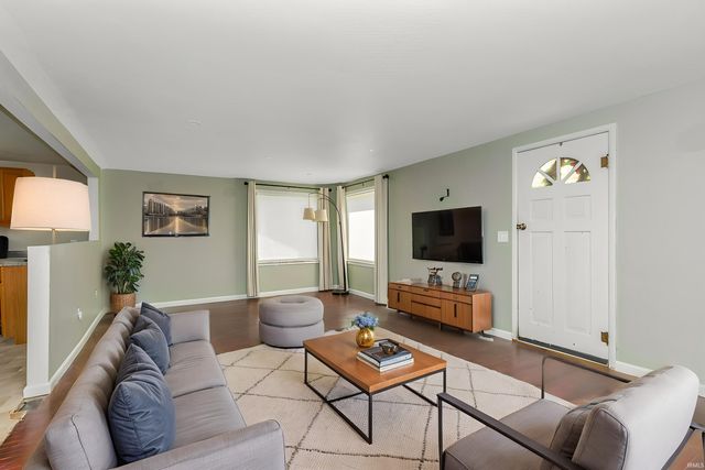 2910 N Smith Pike, Bloomington, IN 47404