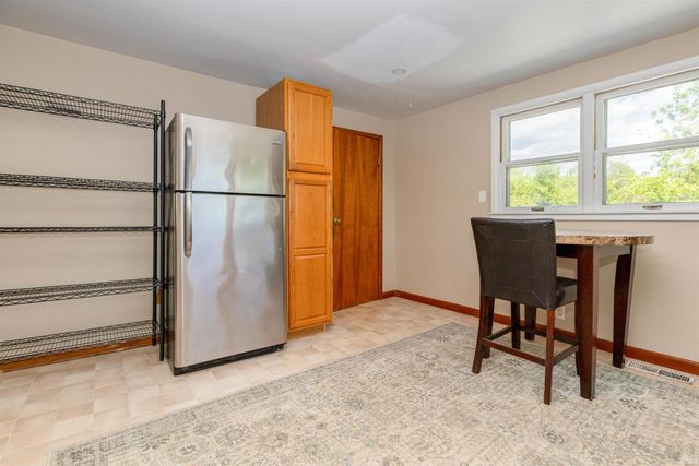 2910 N Smith Pike, Bloomington, IN 47404