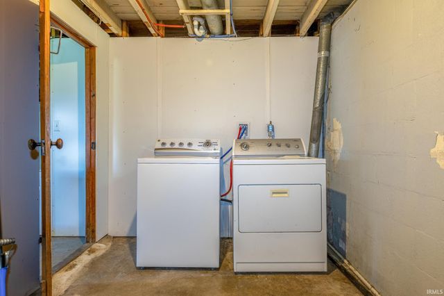 2910 N Smith Pike, Bloomington, IN 47404