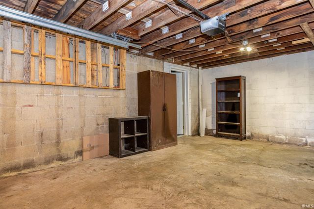 2910 N Smith Pike, Bloomington, IN 47404