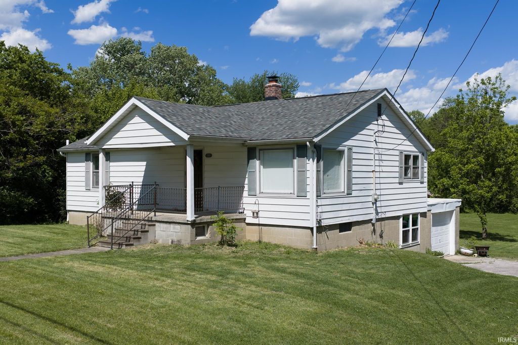 2910 N Smith Pike, Bloomington, IN 47404