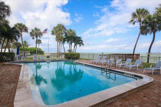 4822 OCEAN BOULEVARD 5E, Sarasota, FL 34242