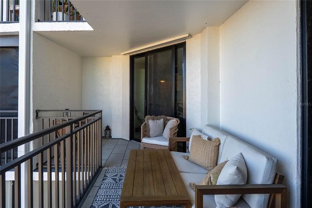 4822 OCEAN BOULEVARD 5E, Sarasota, FL 34242