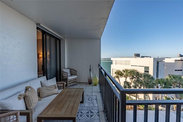 4822 OCEAN BOULEVARD 5E, Sarasota, FL 34242