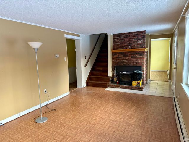 29 Quaker Lane, Barrington, NH 03825