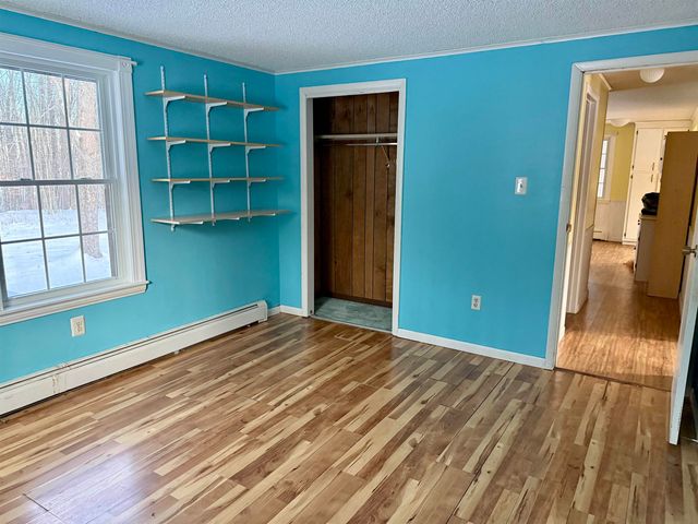 29 Quaker Lane, Barrington, NH 03825